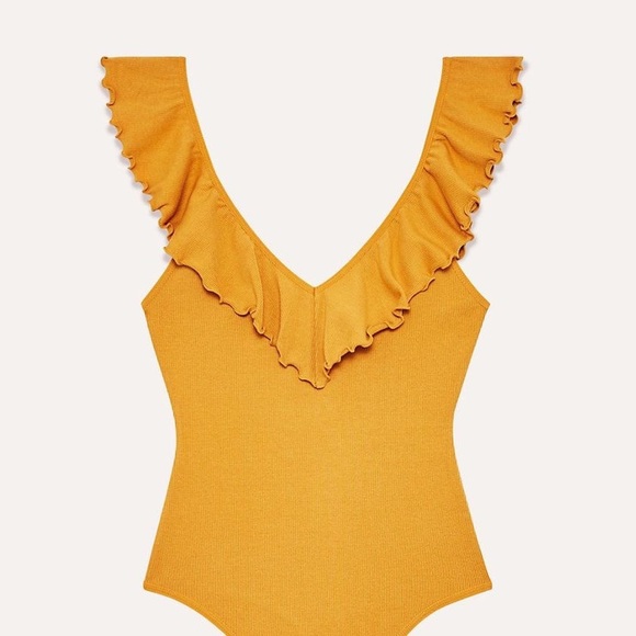 Aritzia Danette Bodysuit - Picture 1 of 3